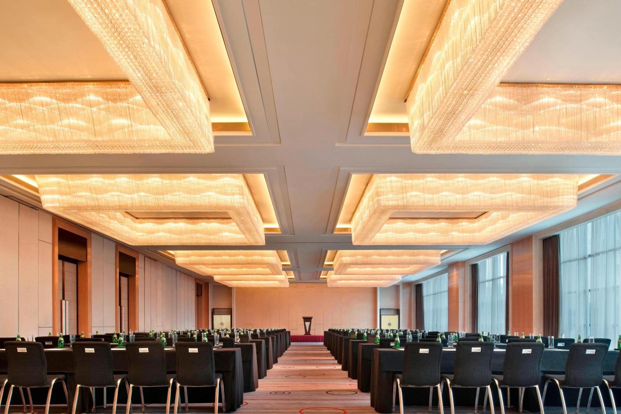 Le Meridien Yixing Hotel Exterior photo