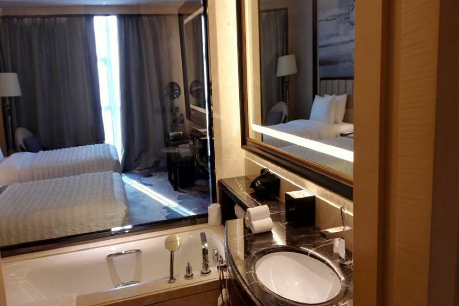 Le Meridien Yixing Hotel Exterior photo